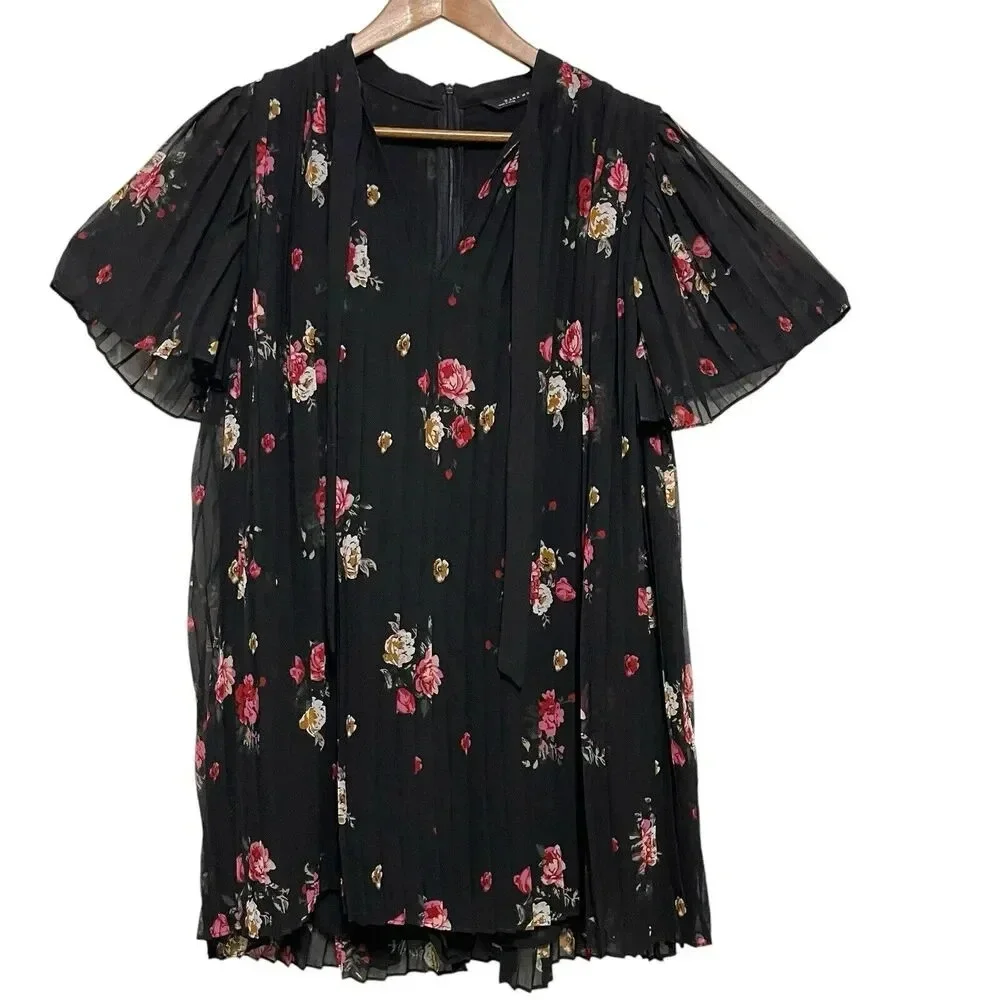 Zara Woman Floral Pleated Romper Womens Small Black Chiffon V-Neck Tie Front‎ S